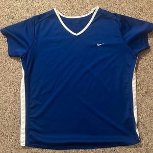 nike dri fit royal blue athletic shirt 🎽